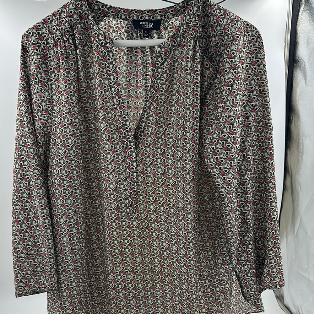NYDJ Tan and pink  3/4 Sleeve Relaxed Blouse